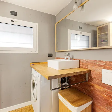 Guesthost - - Gorla M1 Modern Studio! Apartamento